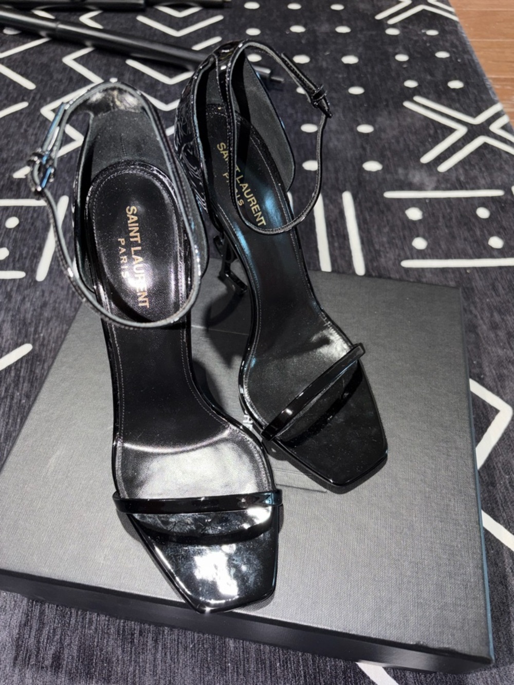 Saint Laurent Opyum Black Patent Leather Sculpted-Logo Heel Sandals - Picture 2 of 6